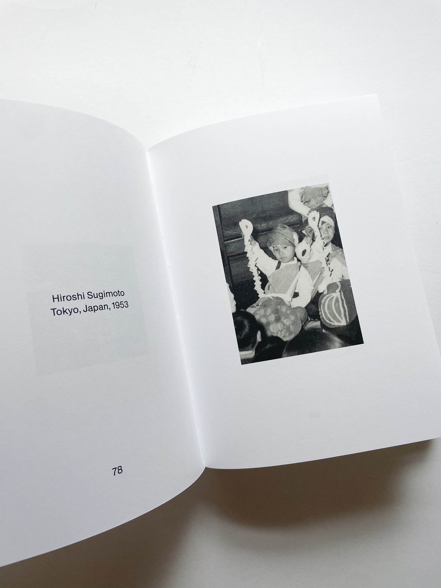 Artists at 5 / Ryan Gander