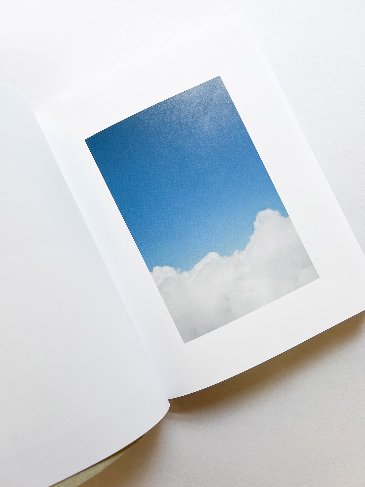 as it is / Rinko Kawauchi [SIGNED]