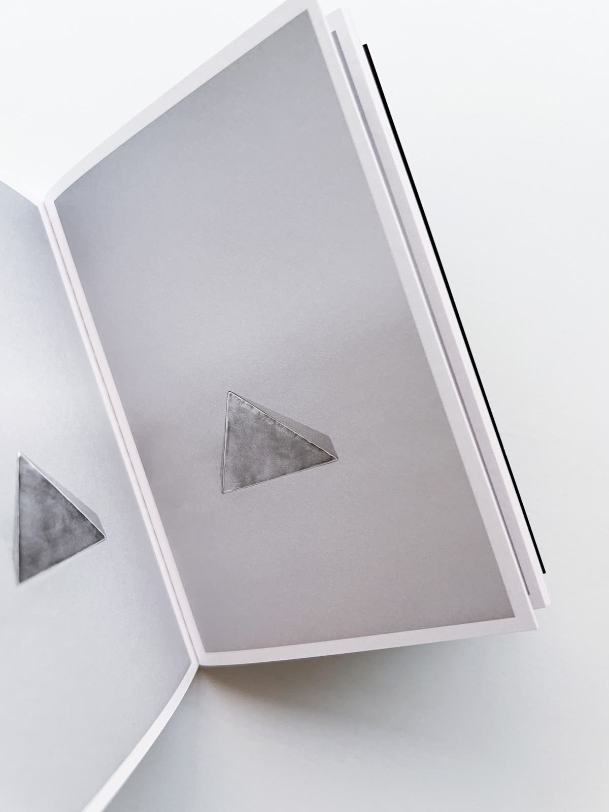 cell #001–111 / Chihiro Honda