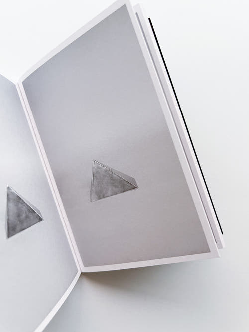 cell #001–111 / Chihiro Honda