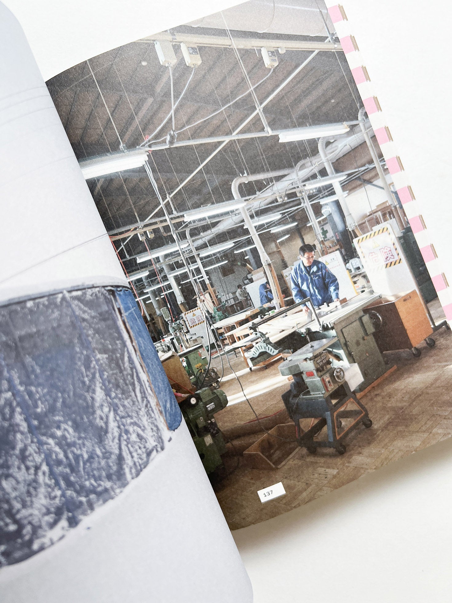 CROSS CULTURAL CHAIRS: 8 CHAIRS FROM 8 COUNTRIES: DIVERSIFYING MODERN SEATING / Matteo Guarnaccia