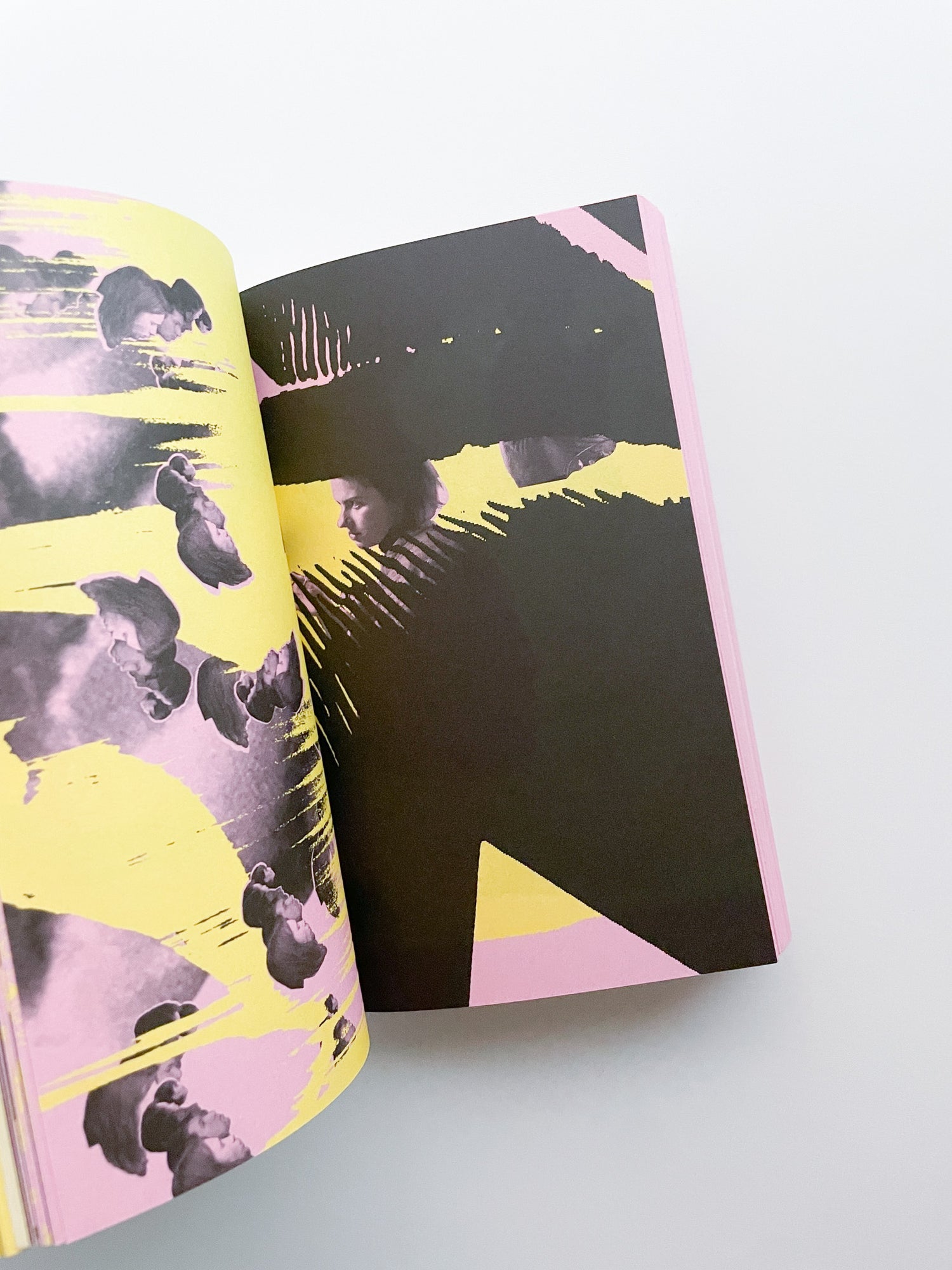 Questions? Looking for answers in the middle of somewhere / David Bennewith, Sereina Rothenberger