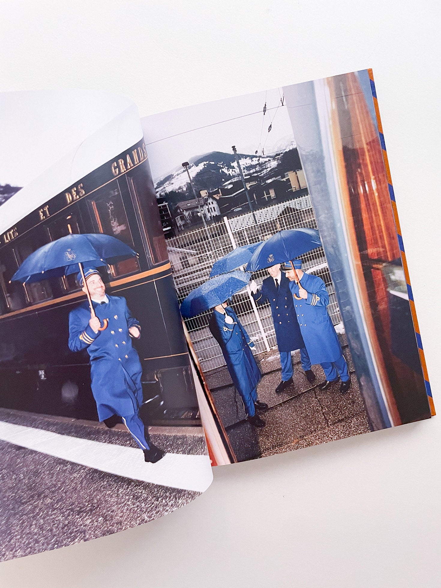 THE MINUTE YOU HAVE A MINUTE / Coco Capitán