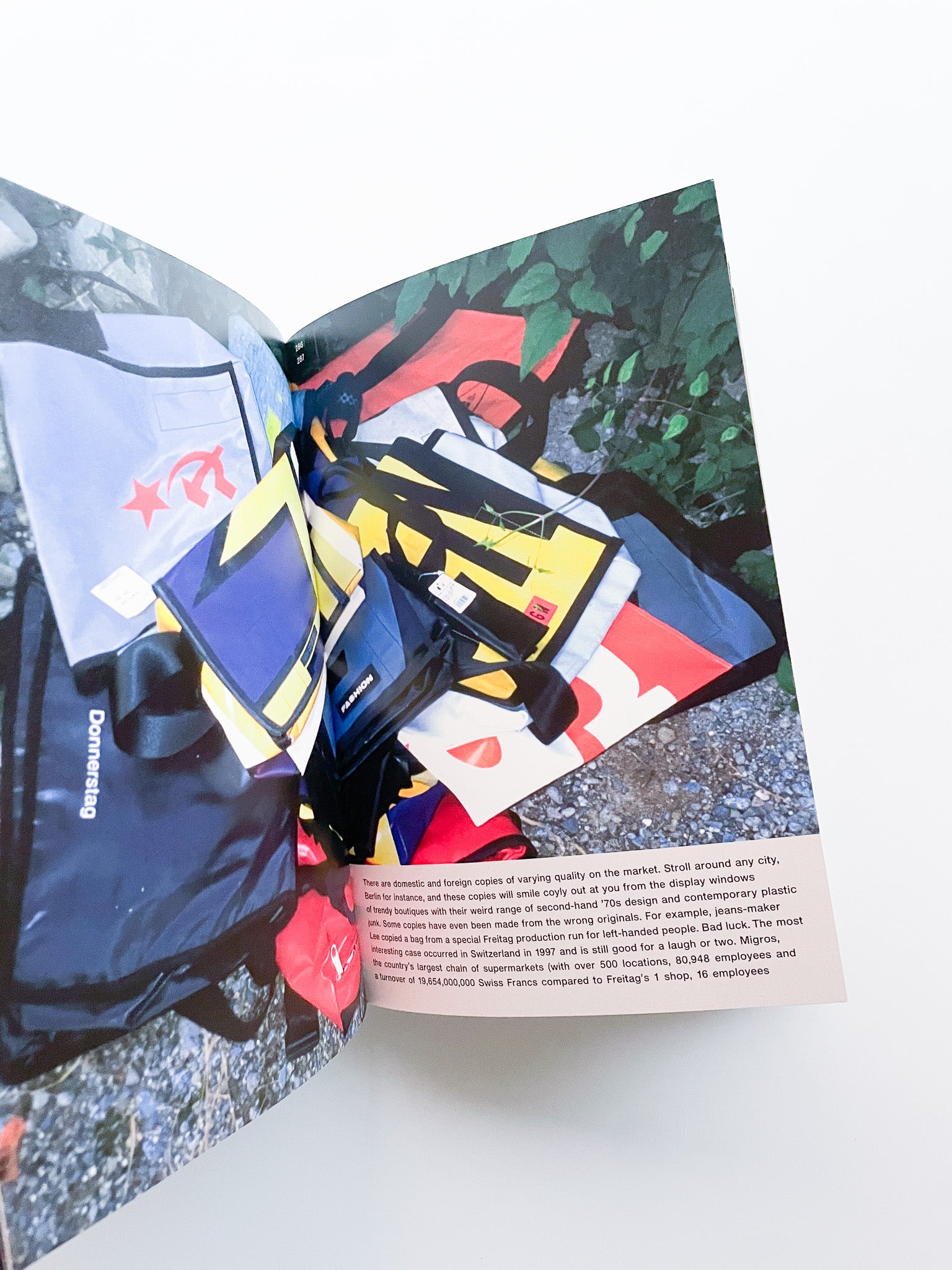 洋書 FREITAG Individual Recycled Freeway Bags FREITAG Individual Recycled Freeway Bags - 本屋青旗 Ao-Hata Bookstore