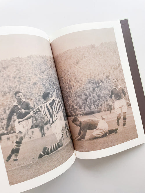 Muddy Dance / Erik Kessels