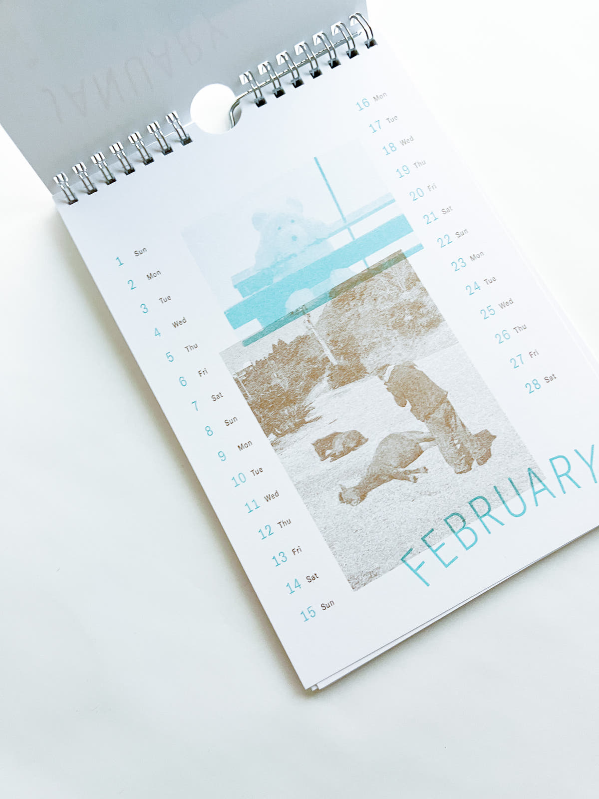 I WAS WALKIN’ & SLEEPIN’ IN 2026 CALENDAR / UMA / design farm