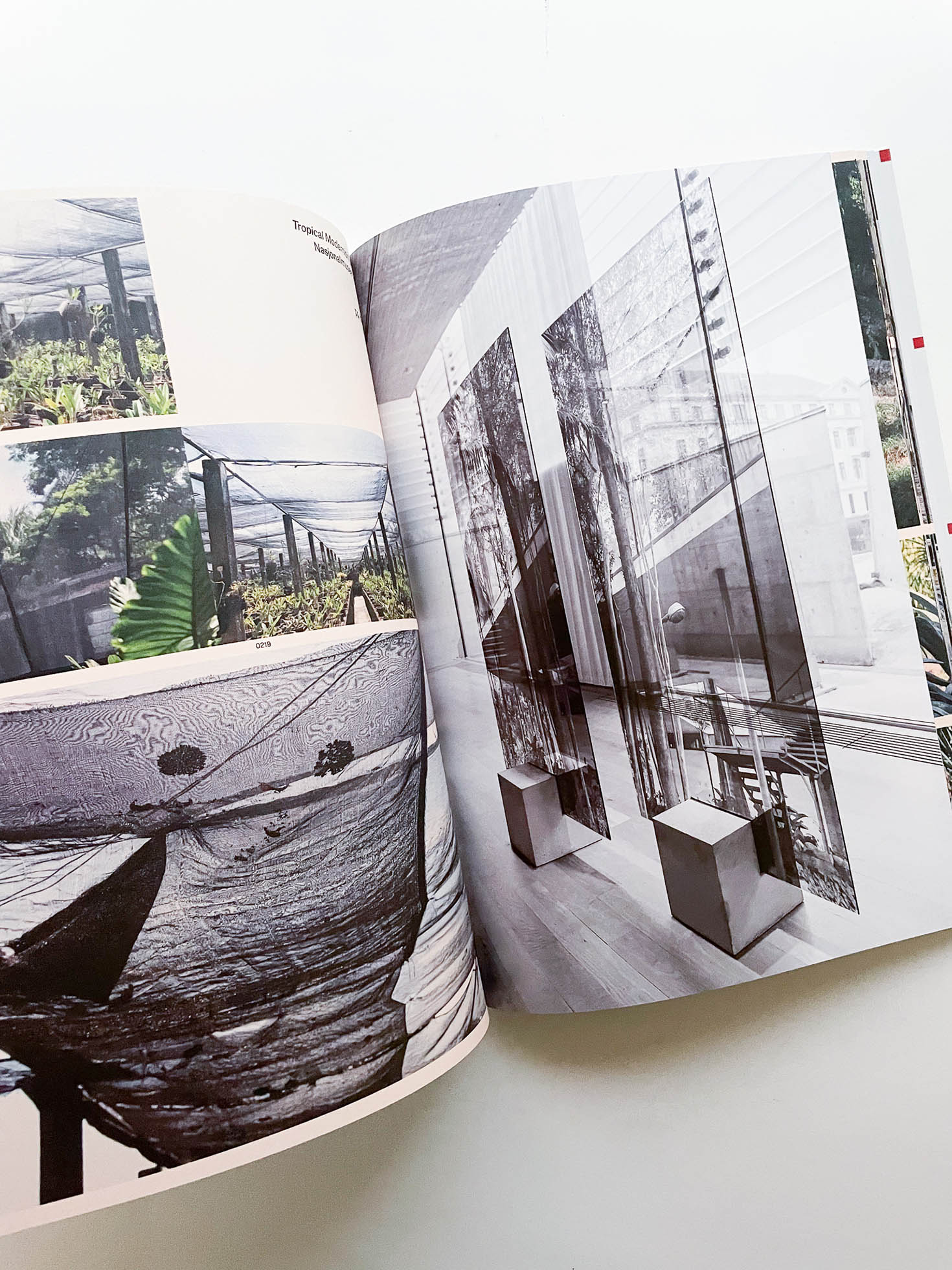 WILD WINDOWS: INSTITUTO BARDI | CASA DE VIDRO / Veronika Kellndorfer