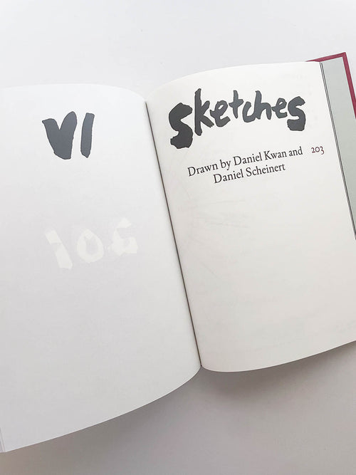 EVERYTHING EVERYWHERE ALL AT ONCE / Daniel Kwan & Daniel Scheinert