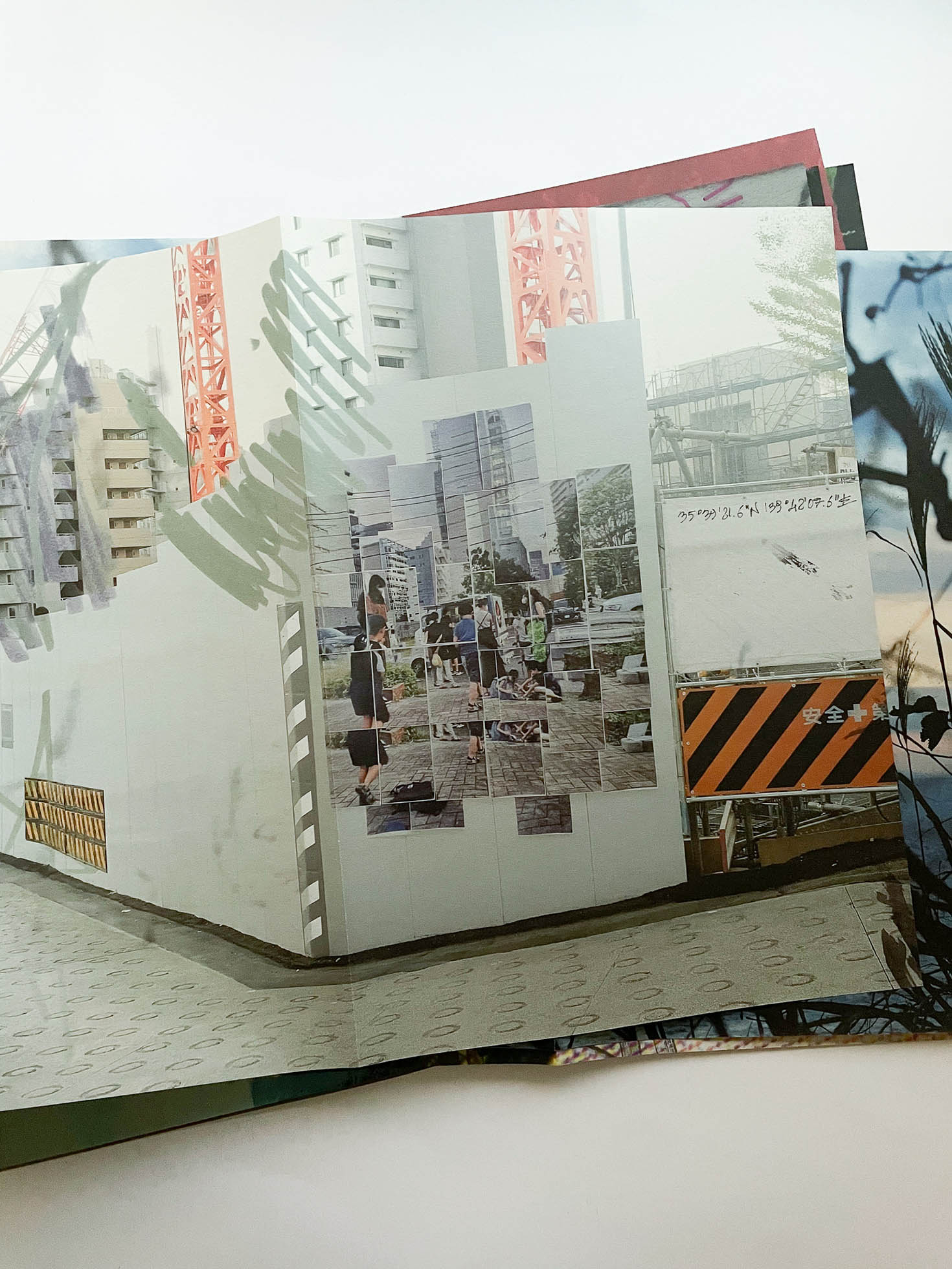 VANISHING POINT exhibition in liminal zone / Kanade Hamamoto