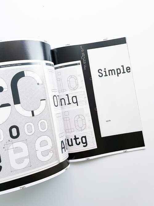 Revue Fairen n°30 bis — Types of types: the typographic specimen by Lineto.