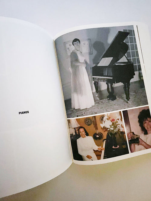 INCOMPLETE ENCYCLOPEDIA OF TOUCH / Erik Kessels, Karel de Mulder, Thomas Sauvin