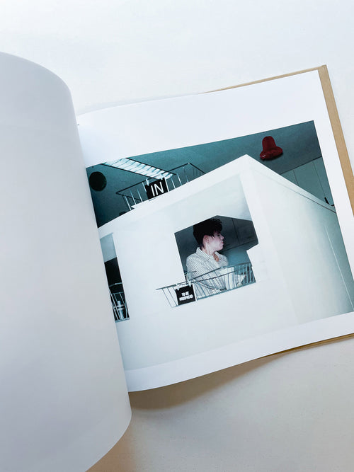 OFFICE / LA OFFICE / Lars Tunbjörk