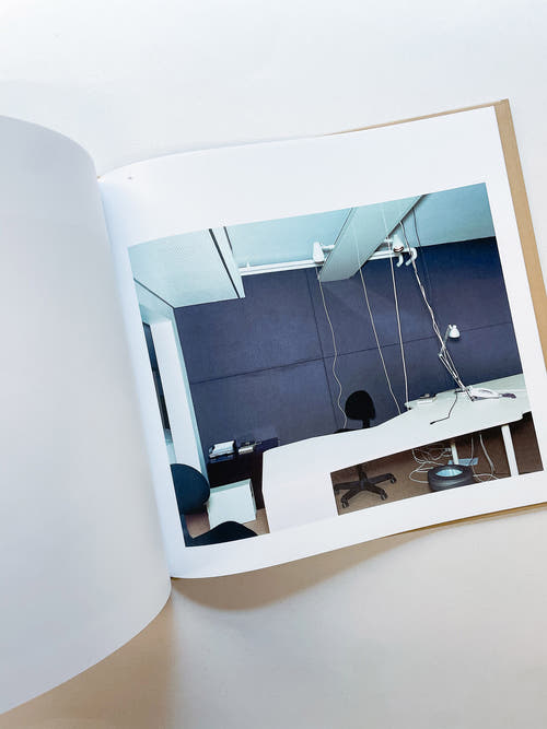 OFFICE / LA OFFICE / Lars Tunbjörk