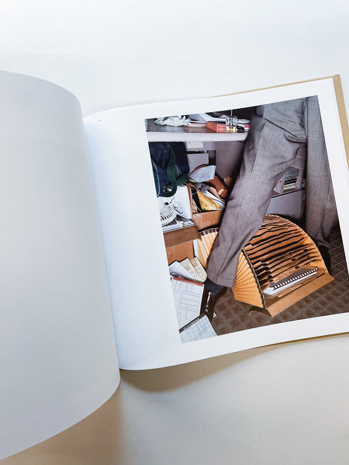 OFFICE / LA OFFICE / Lars Tunbjörk