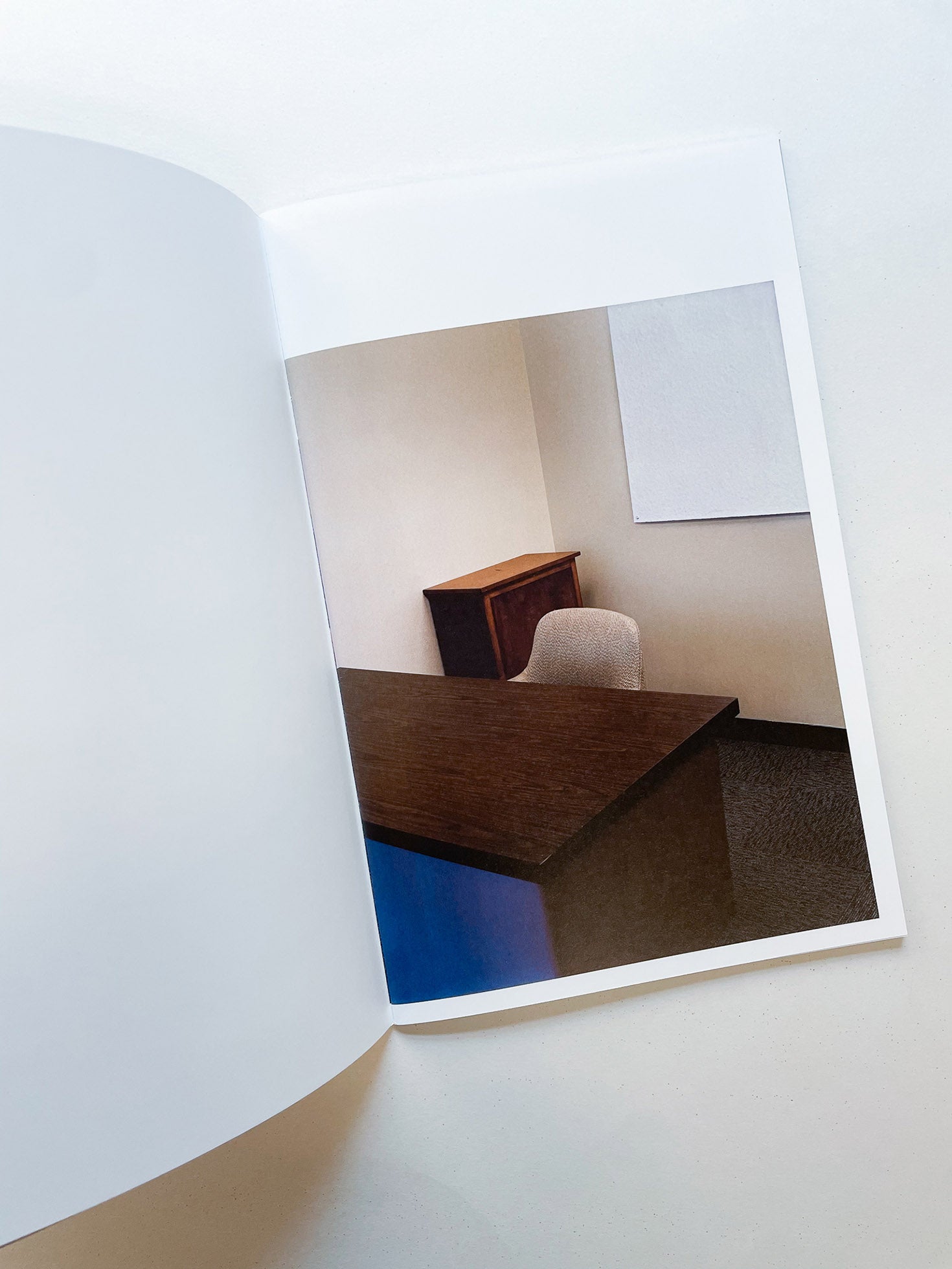 OFFICE / LA OFFICE / Lars Tunbjörk