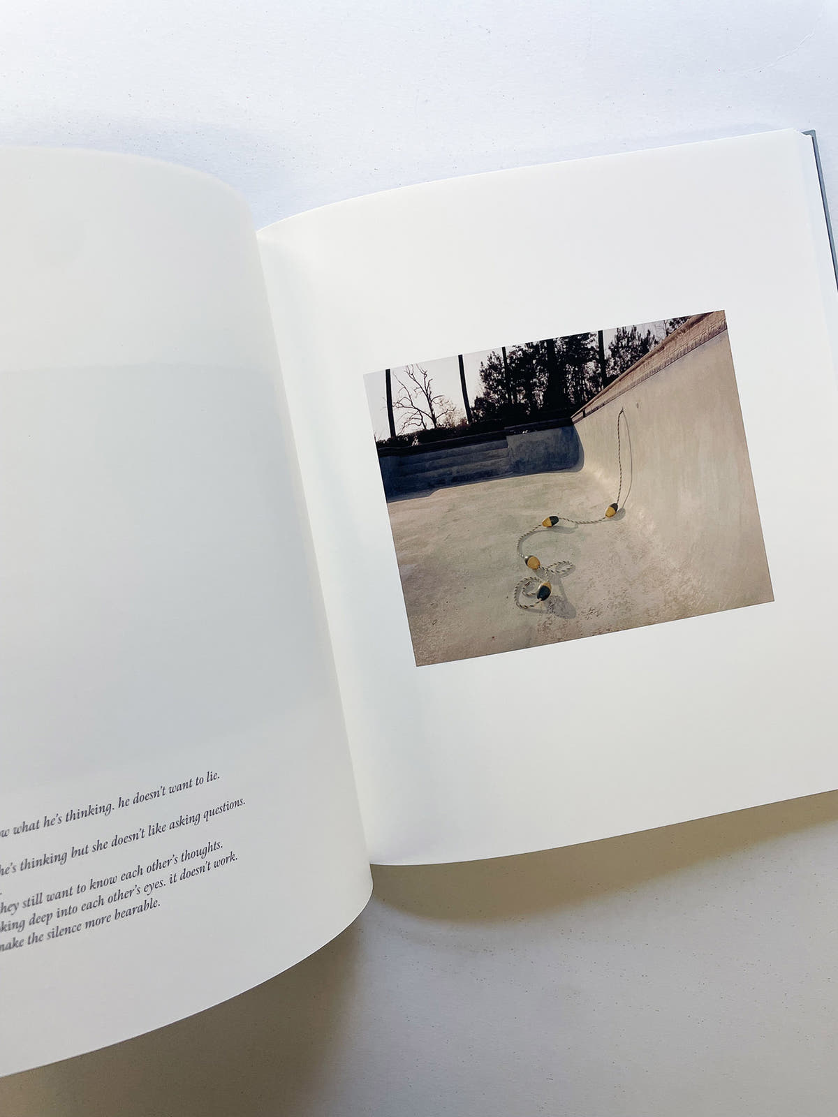 I SHALL SING THESE SONGS BEAUTIFULLY / Yorgos Lanthimos