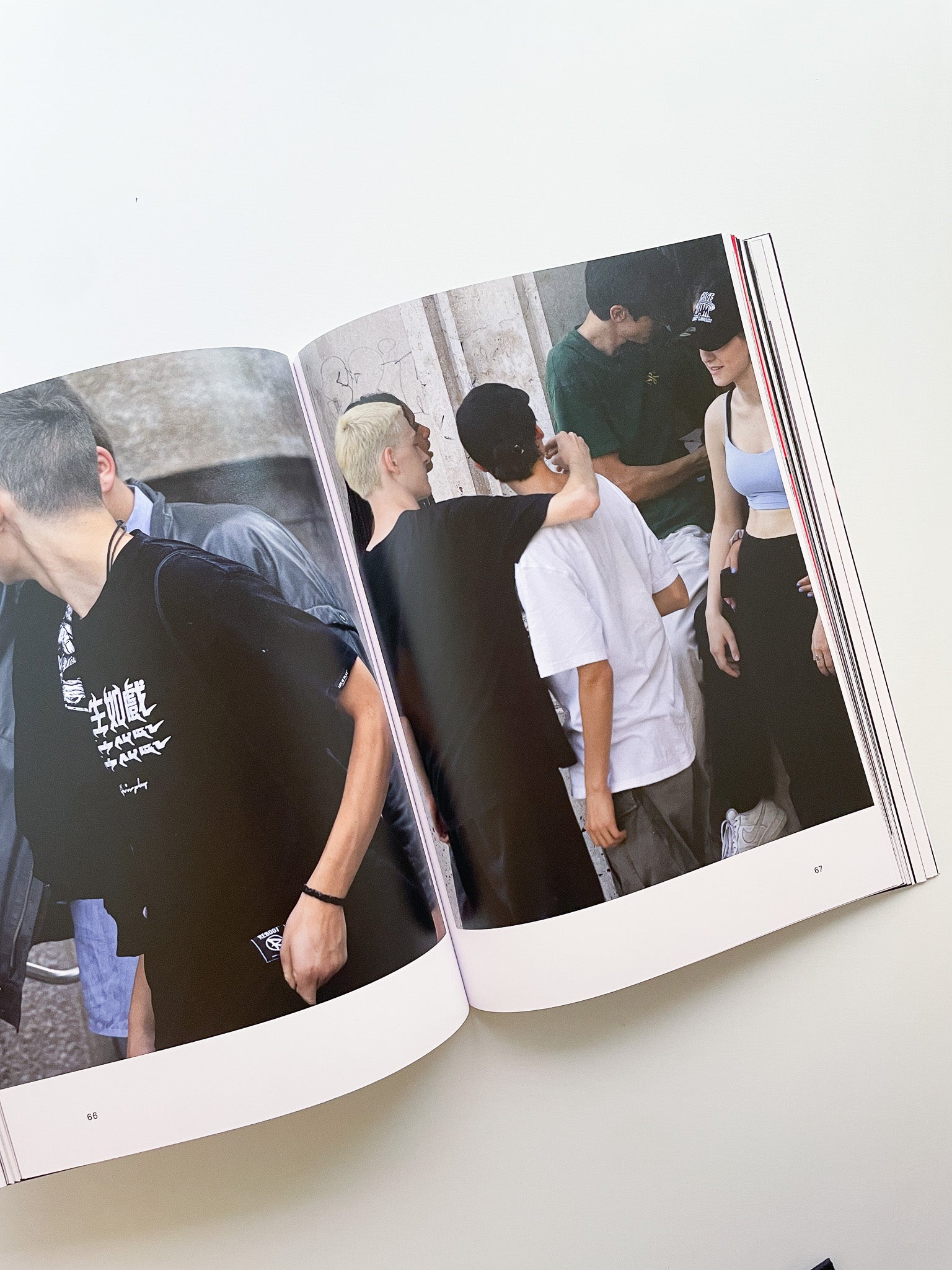 WOLVES / Winter Vandenbrink - 本屋青旗 Ao-Hata Bookstore