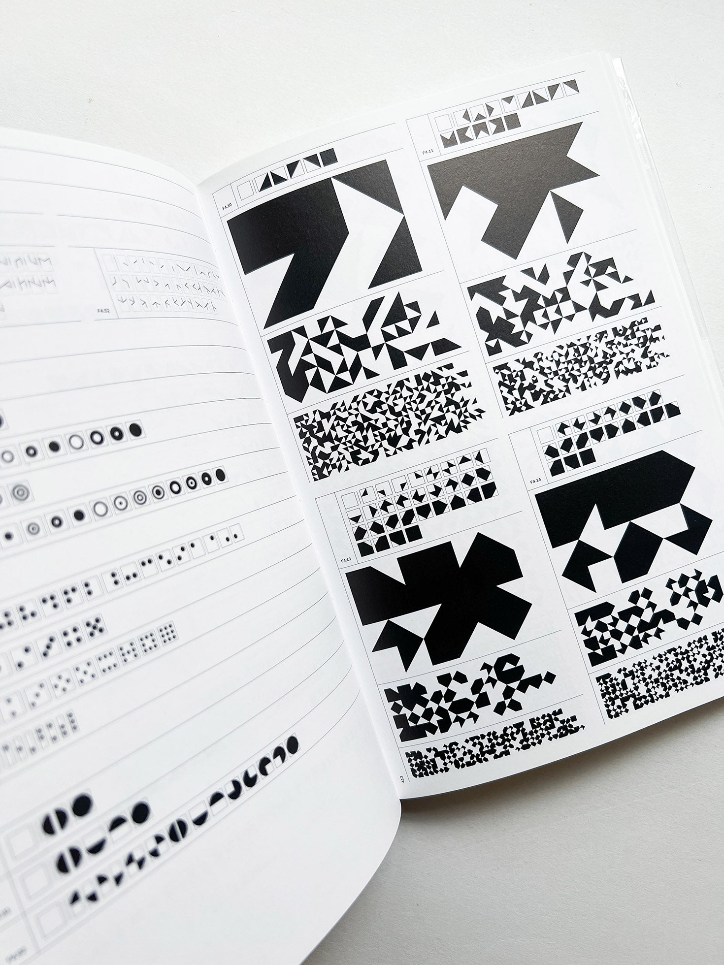 Dimension of Two / Norm - 本屋青旗 Ao-Hata Bookstore