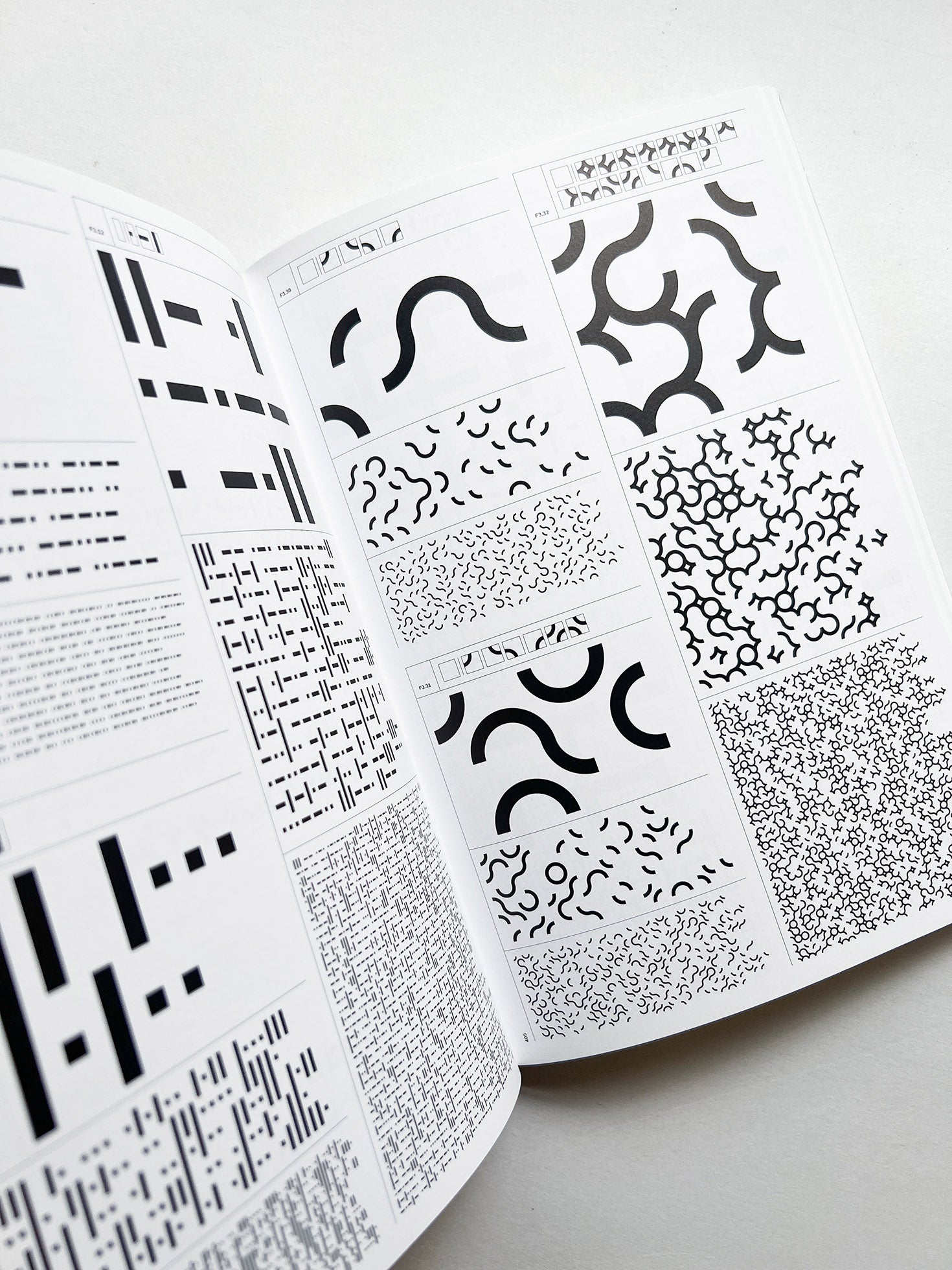 アート・デザイン・音楽 Dimension Of Two - Norm Dimension of Two / Norm - 本屋青旗 Ao-Hata Bookstore