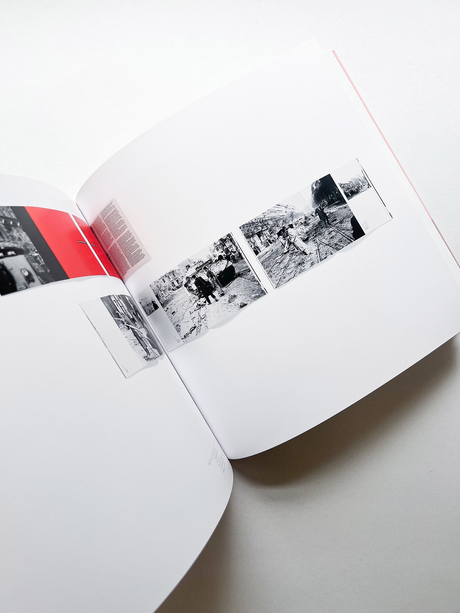 Fifty years of paper 1961-2011 / Bruno Monguzzi - 本屋青旗 Ao-Hata