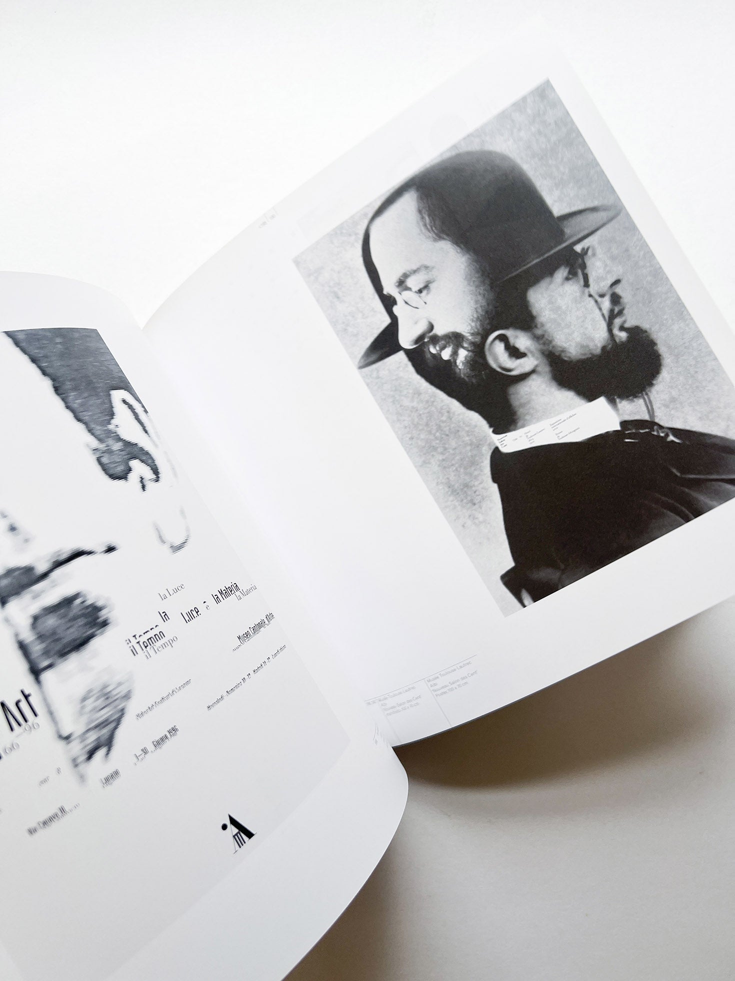 Bruno Roust Paper Fifty years of paper 1961-2011 / Bruno Monguzzi - 本屋青旗 Ao-Hata Bookstore