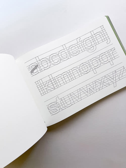 Lettering: The Handbook for Lettering by Walter Käch