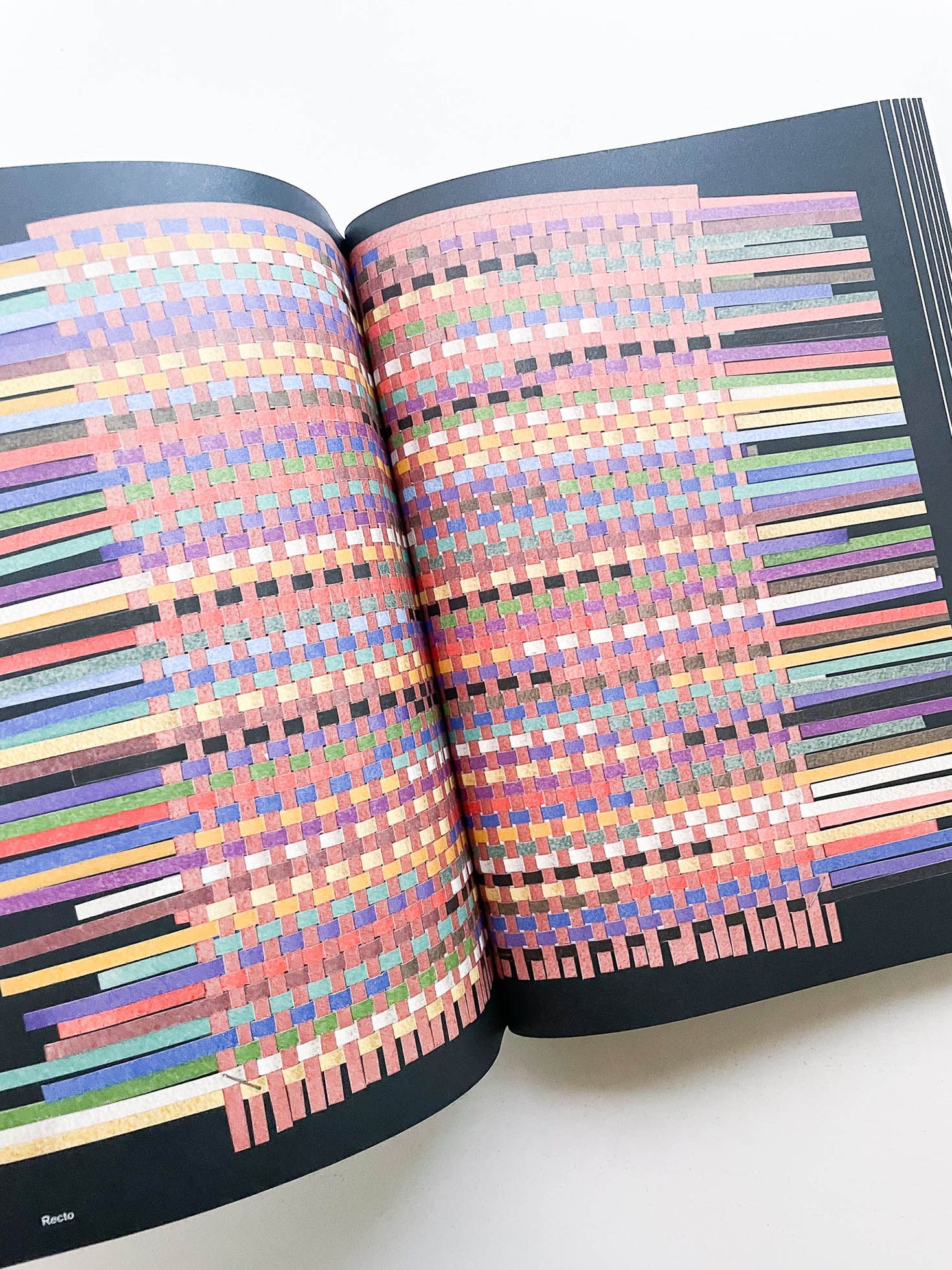 New Surface Research / Henri Jacobs