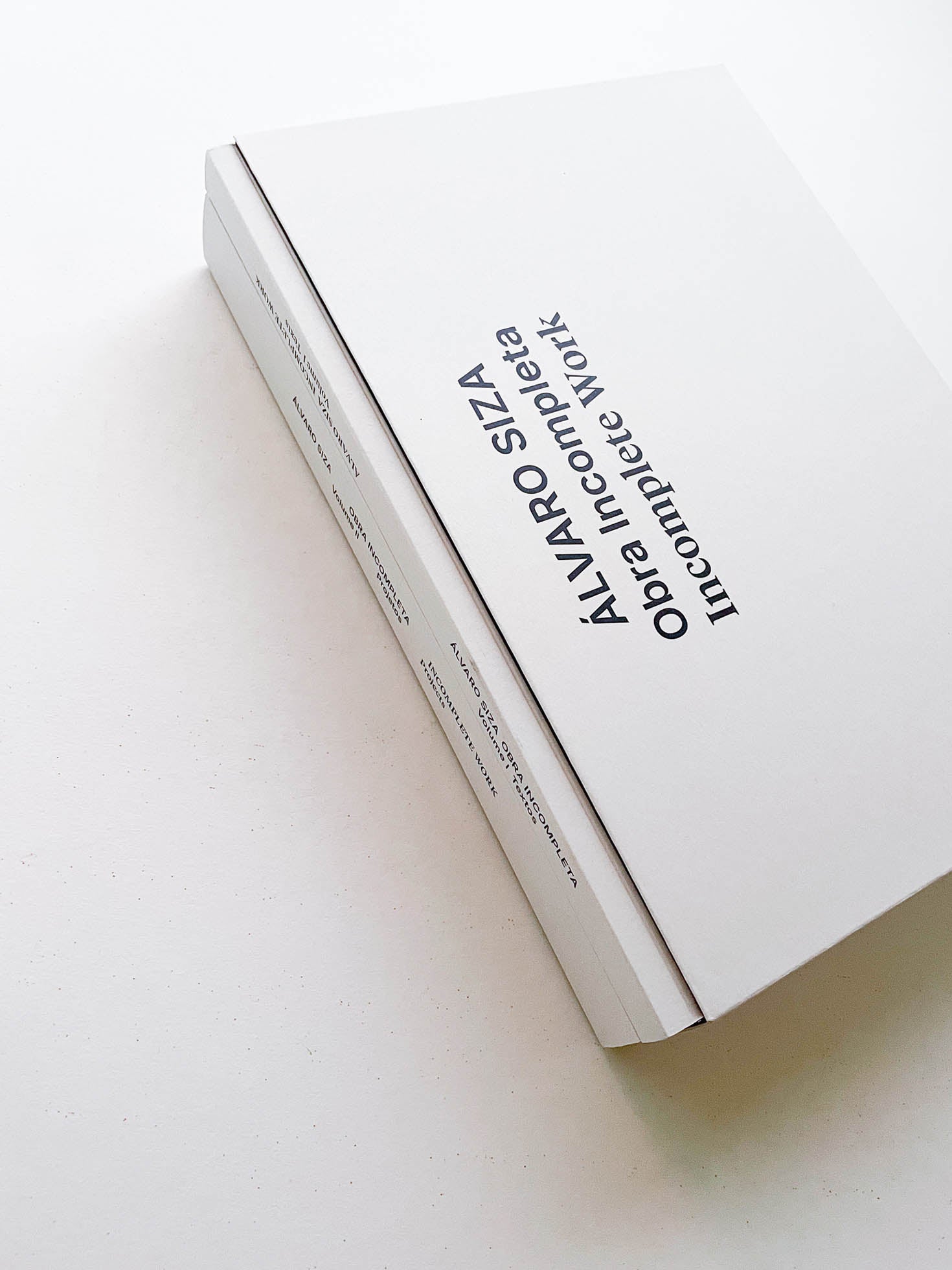 Incomplete Work / Álvaro Siza - 本屋青旗 Ao-Hata Bookstore