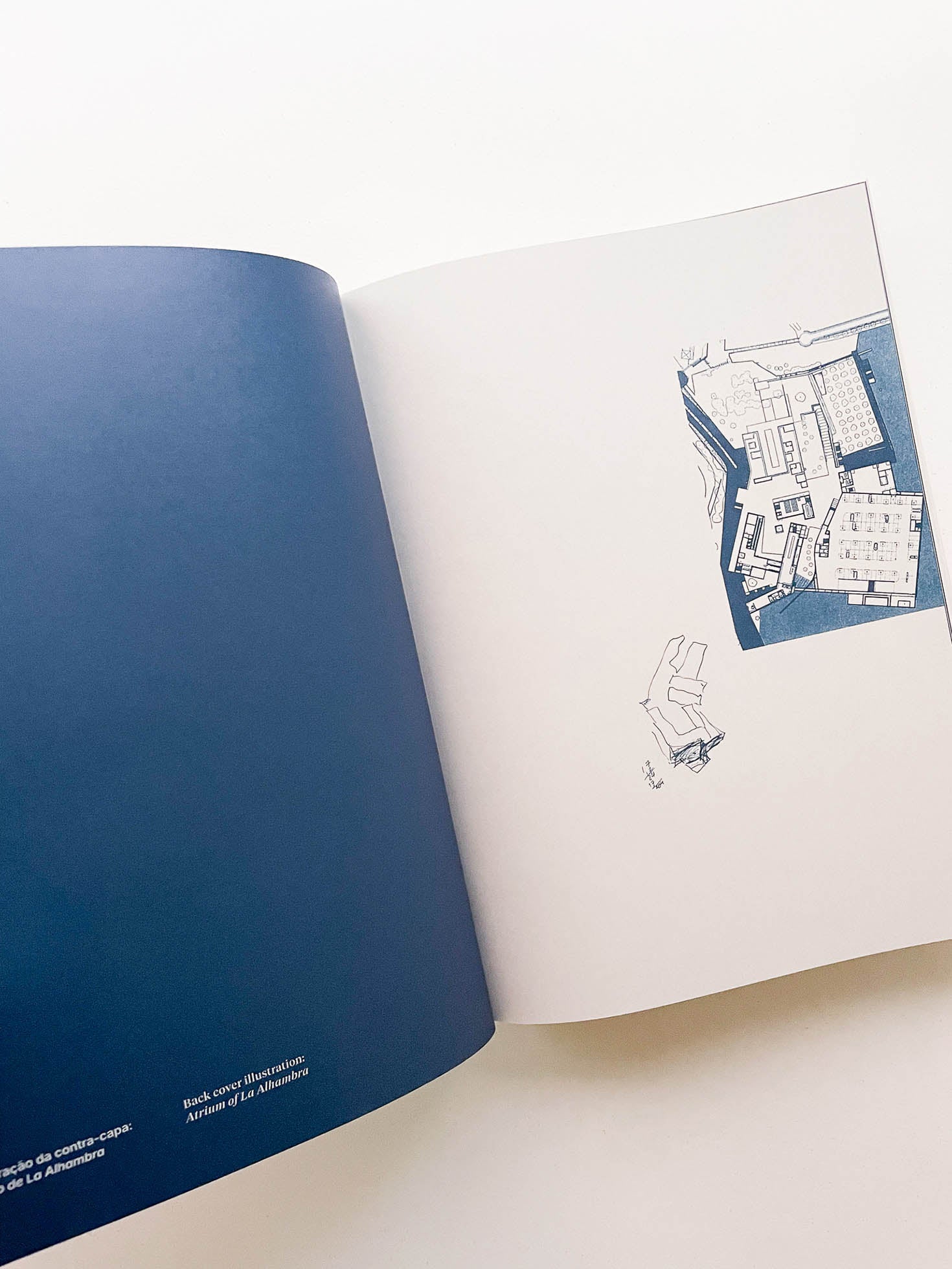 Incomplete Work / Álvaro Siza - 本屋青旗 Ao-Hata Bookstore