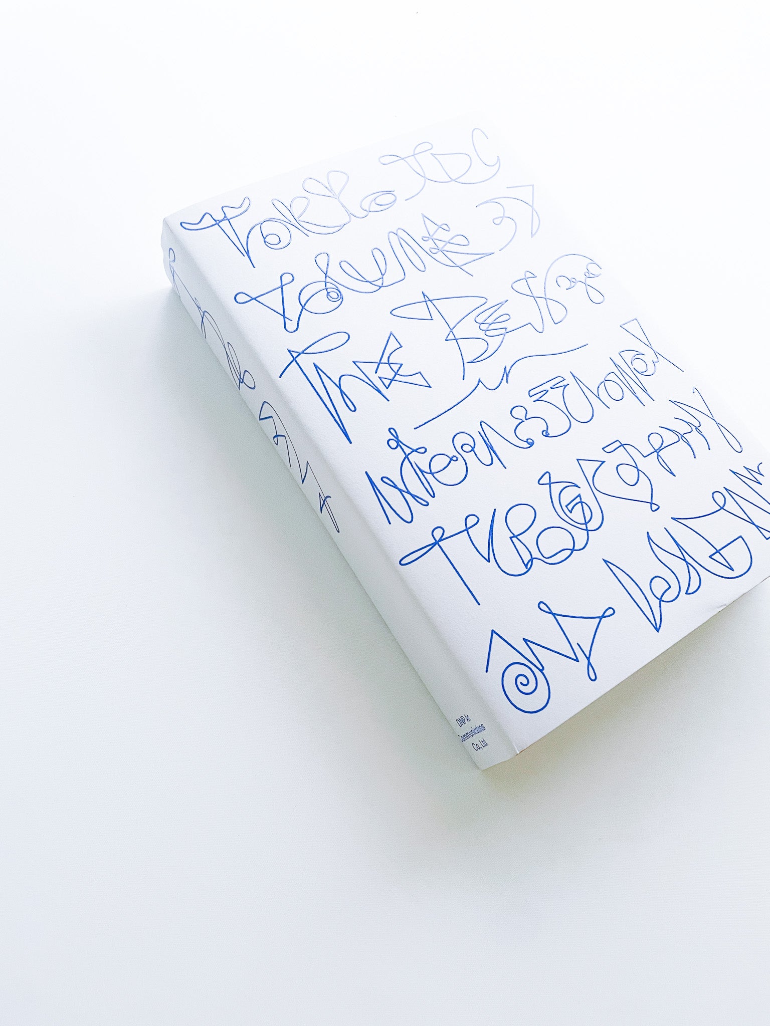 Tokyo TDC Vol.37 - 本屋青旗 Ao-Hata Bookstore