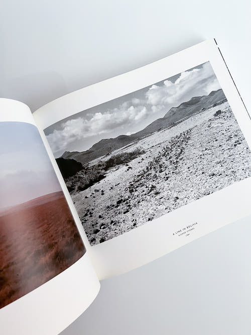 Walking in Circles / Richard Long