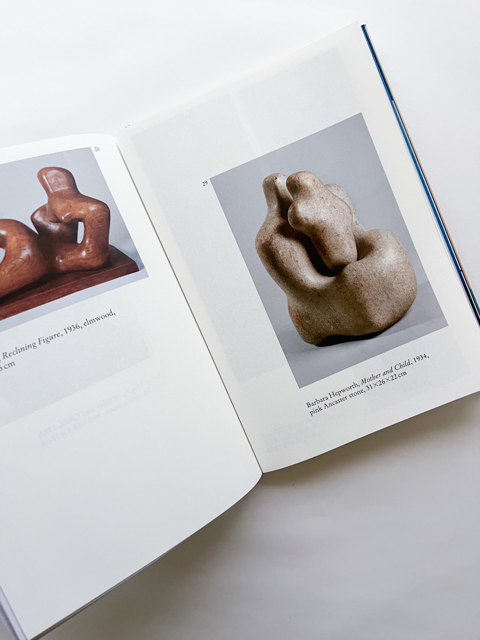 The Journey of Things (v.4) / Magdalene Odundo - 本屋青旗 Ao-Hata