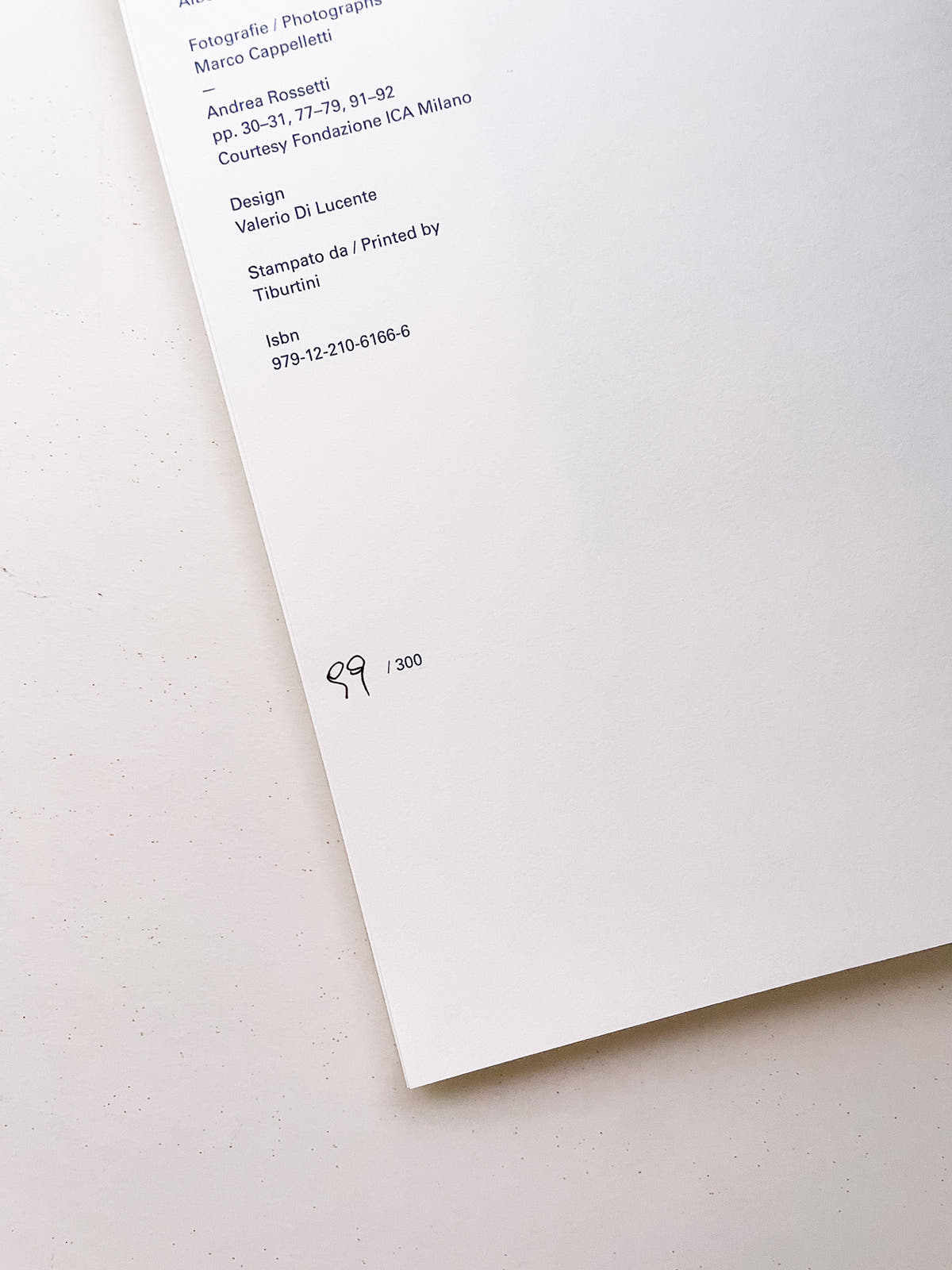 LA CASA DENTRO / Formafantasma [NUMBERED]
