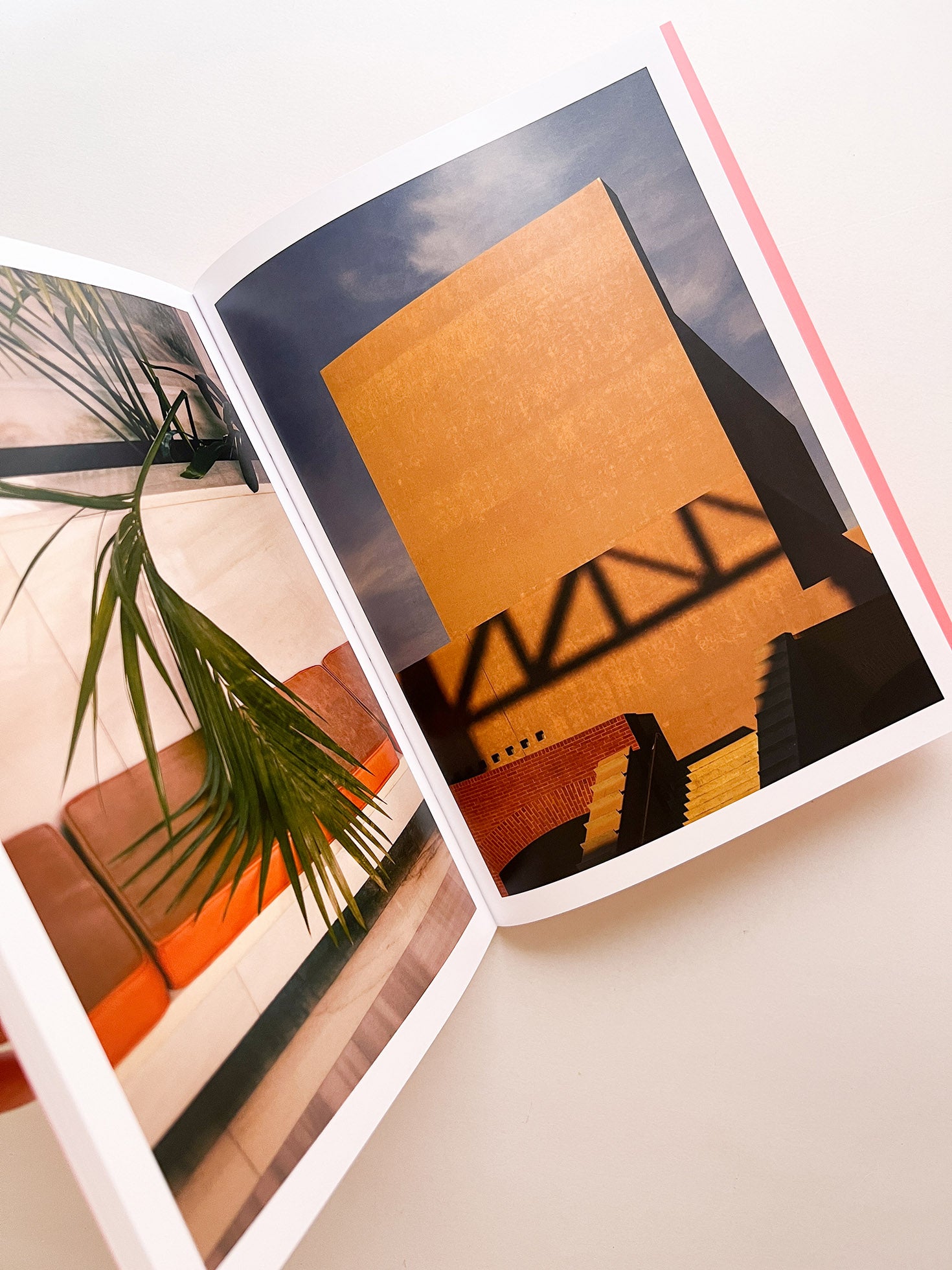 DISTANCES VOL.III / Romain Laprade