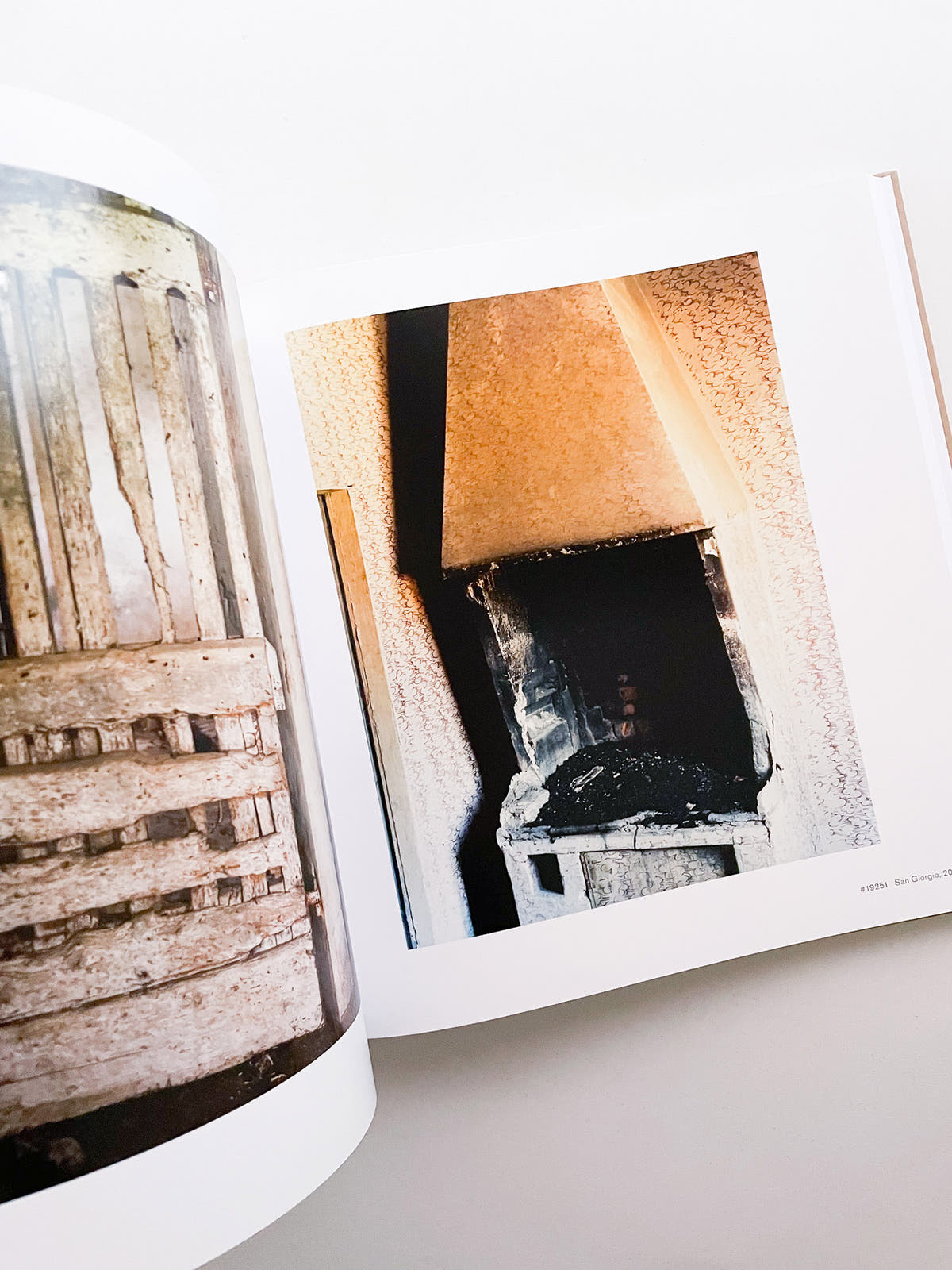 COL TEMPO, 1956–2024 / Guido Guidi [ENGLISH EDITION]