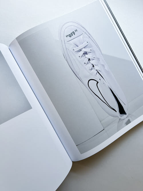 Virgil Abloh. Nike. ICONS