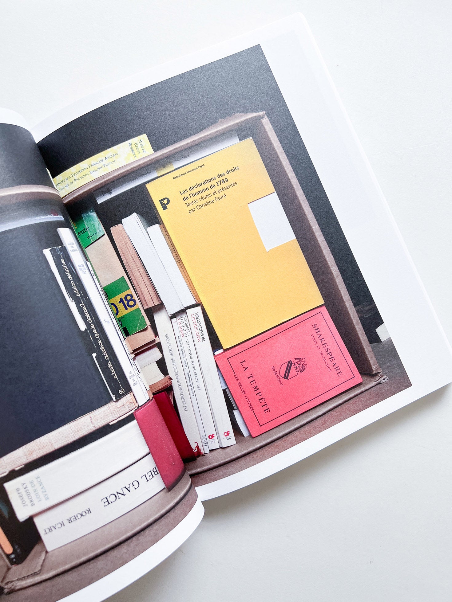 WHAT WE LEAVE BEHIND / Stéphan Crasneanscki [JAPANESE EDITION]