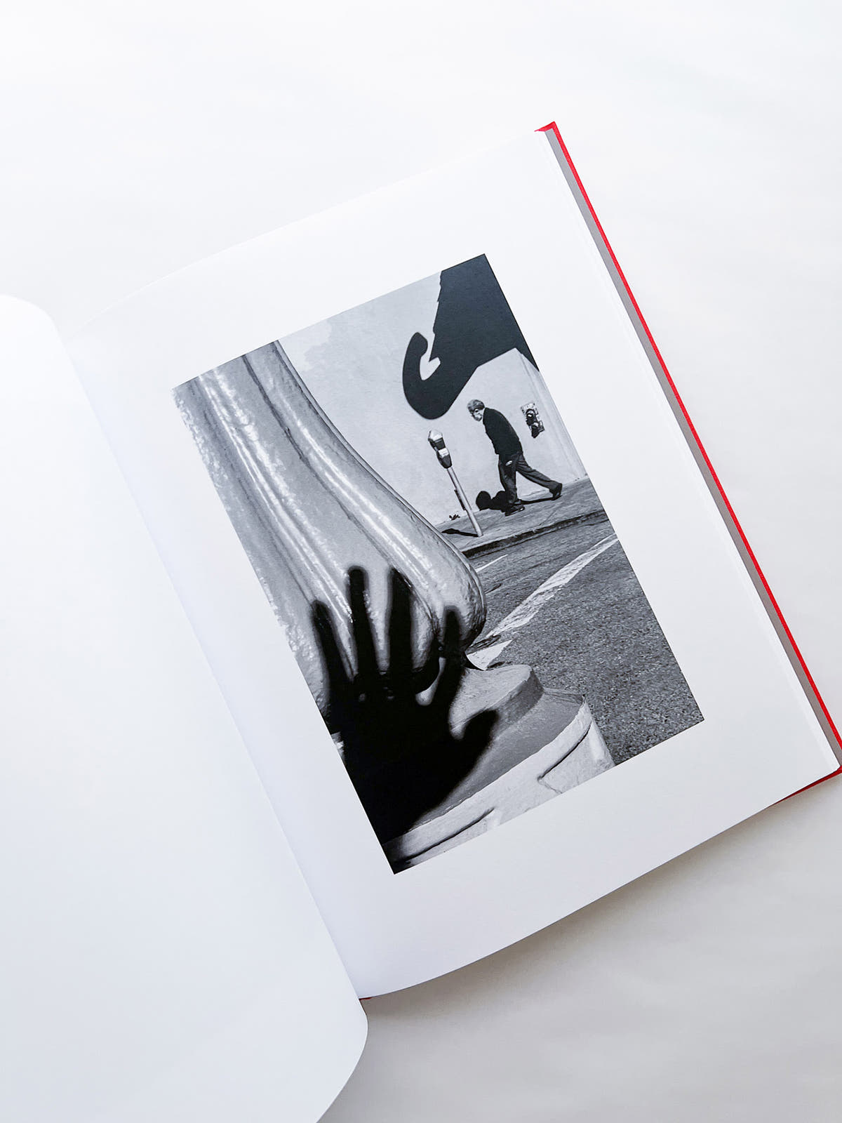 Atlas of Echos / Sarah van Rij