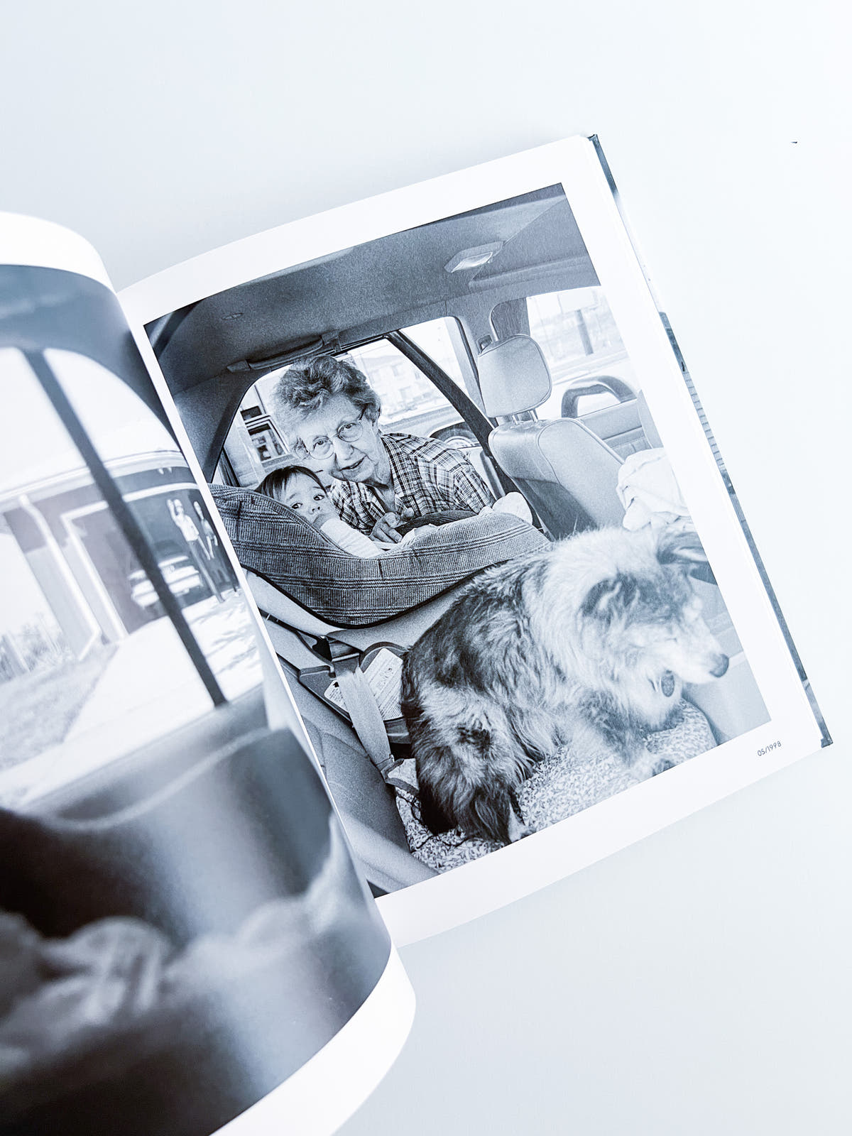 LEAVING AND WAVING / Deanna Dikeman [REPRINTED EDITION]