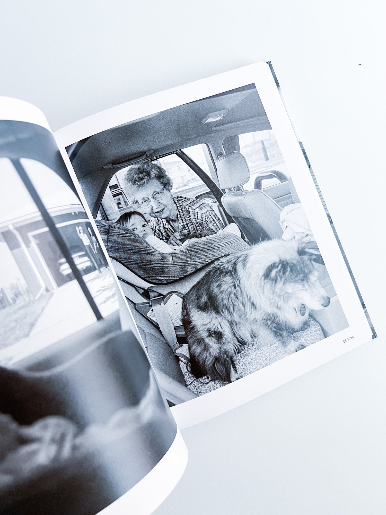 LEAVING AND WAVING / Deanna Dikeman [REPRINTED EDITION]