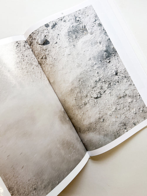 Like dust before it falls / Márk Redele