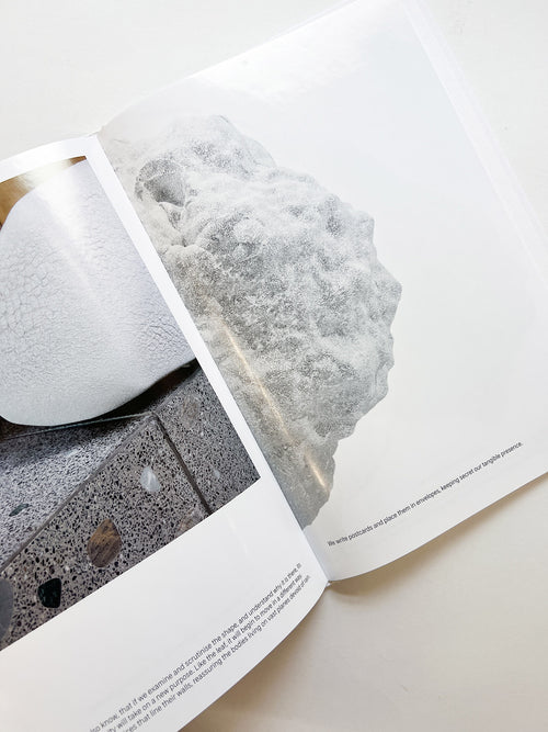 Like dust before it falls / Márk Redele