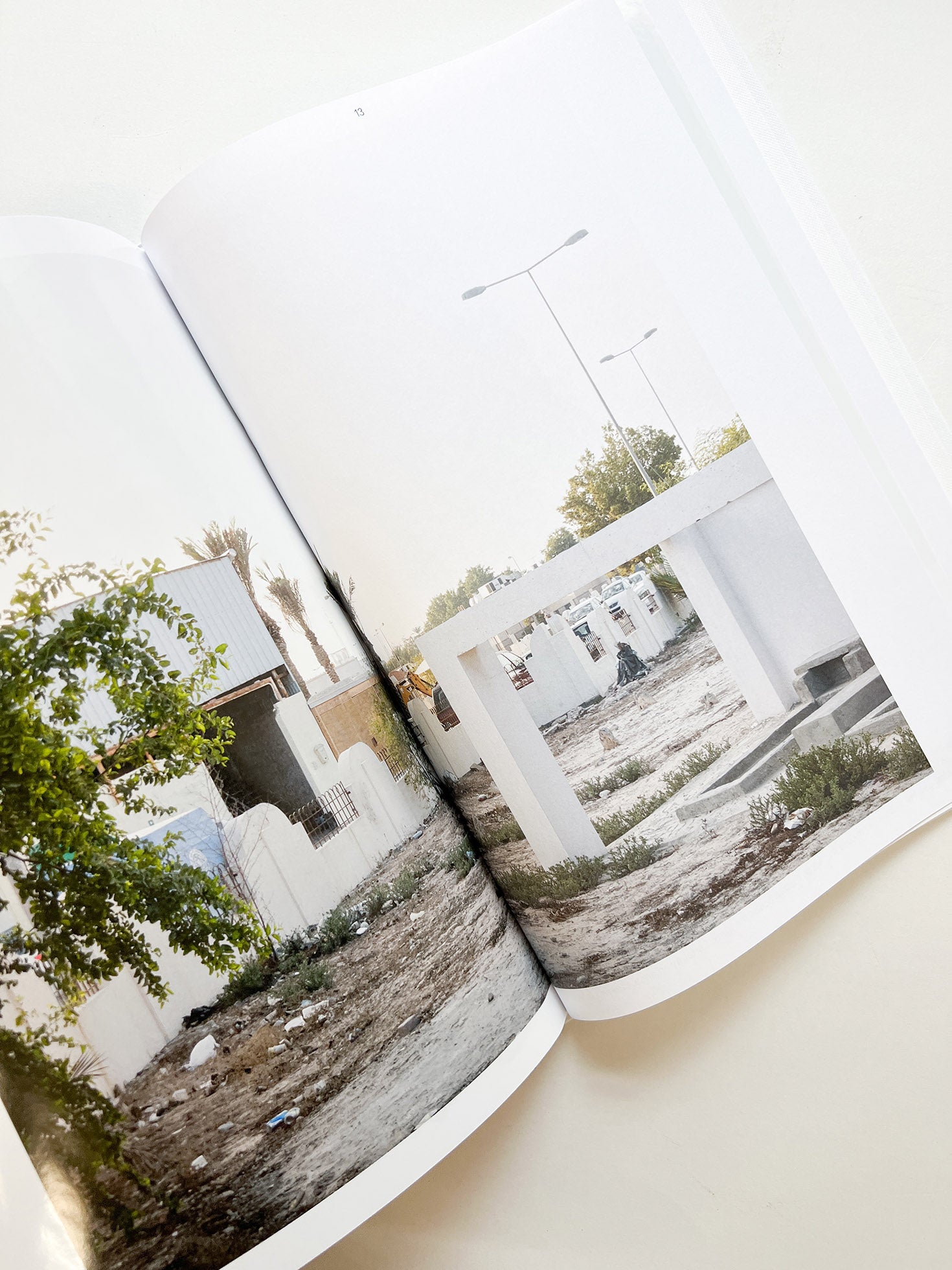 Like dust before it falls / Márk Redele