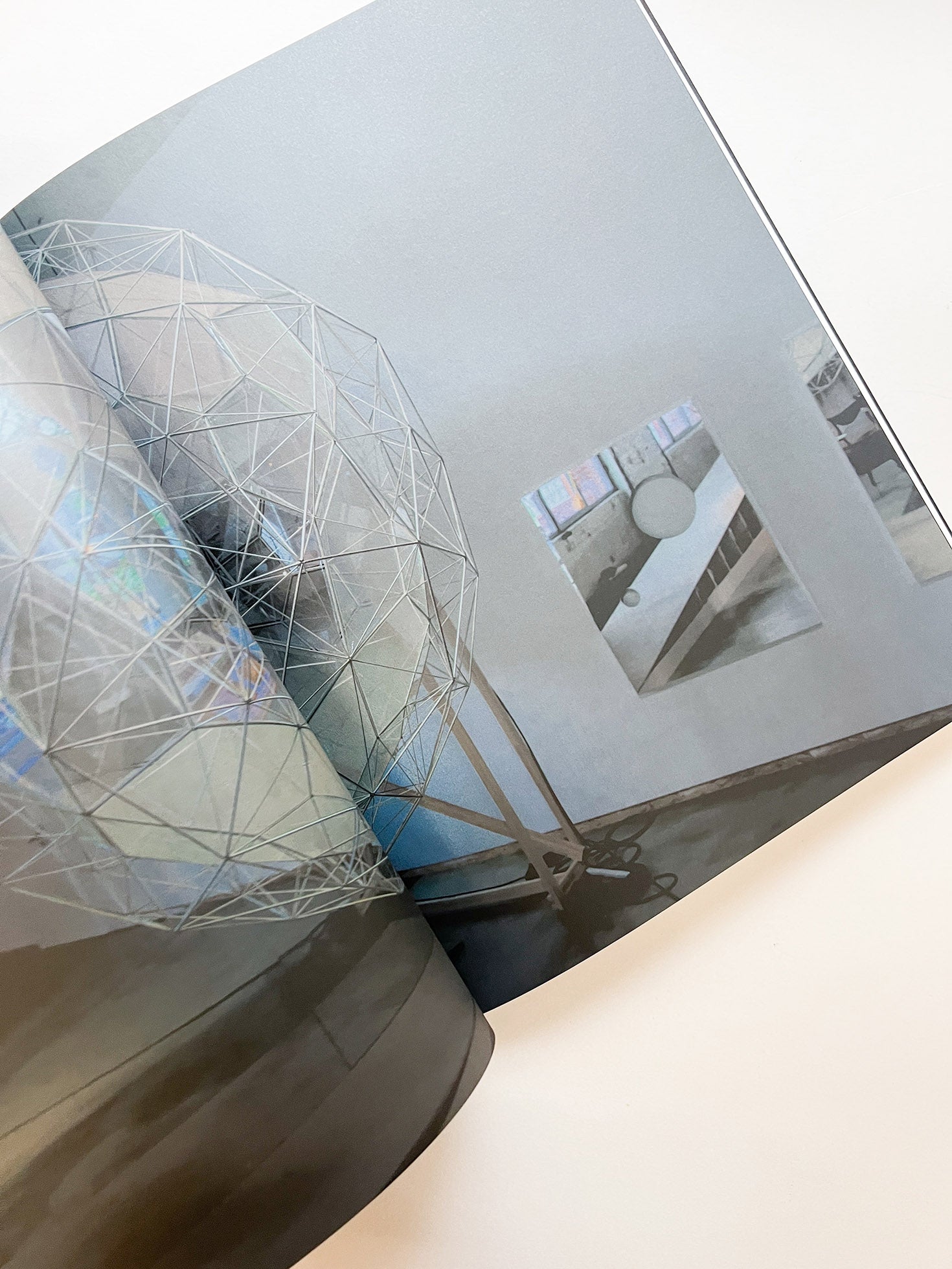 contact / Olafur Eliasson