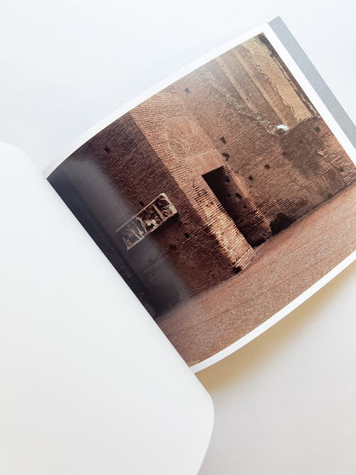 場所 A Place / Hideki Makiguchi
