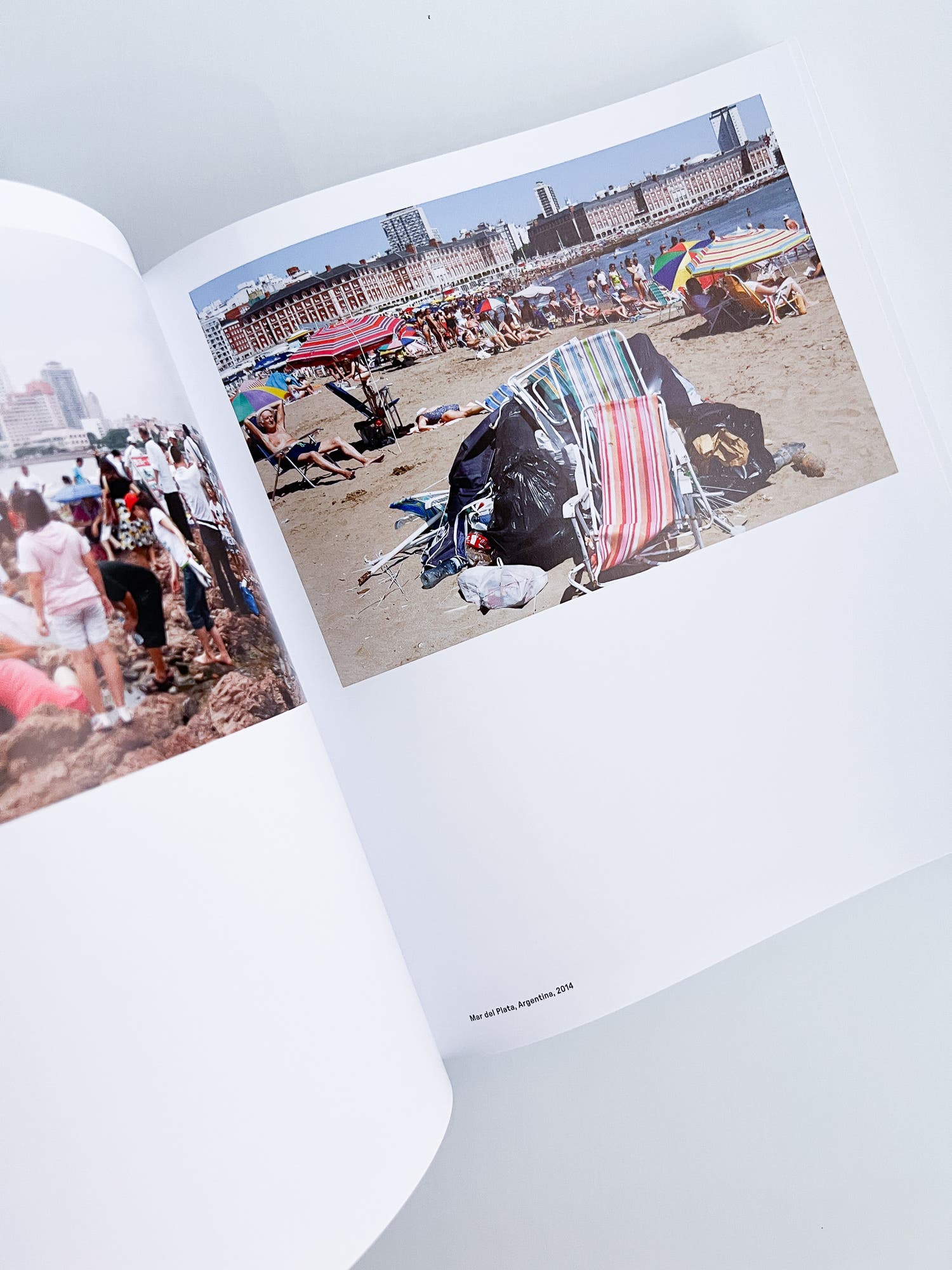 Global Warning / Martin Parr