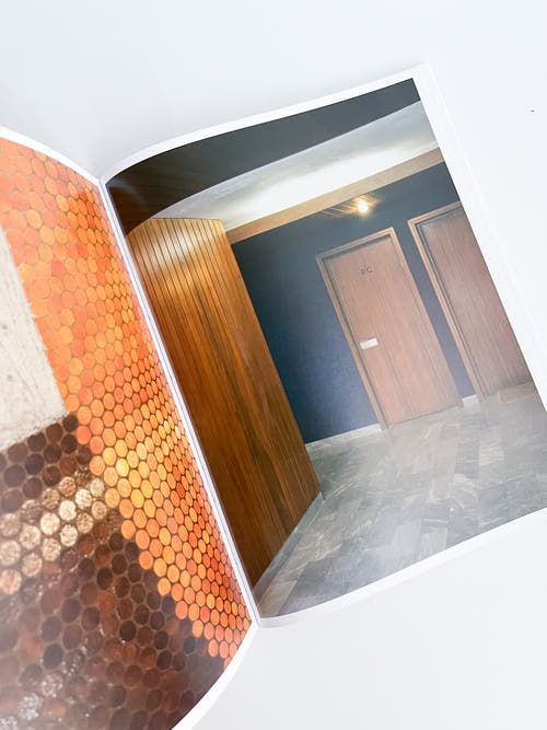 HALLWAYS / Romain Laprade