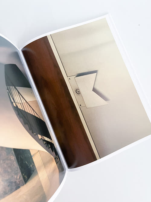HALLWAYS / Romain Laprade