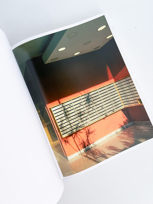 HALLWAYS / Romain Laprade