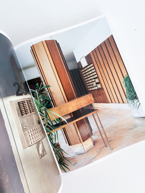 HALLWAYS / Romain Laprade